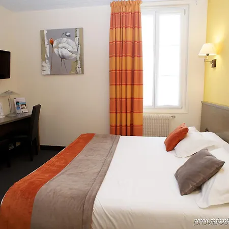 Brit Le Surcouf Otel 3*