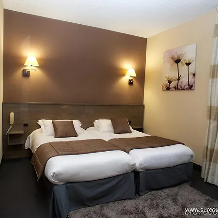 Brit Le Surcouf Otel
