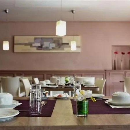 Brit Le Surcouf Otel 3*