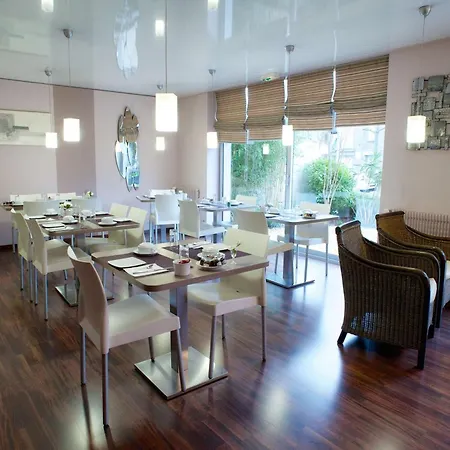 Brit Le Surcouf Hotel